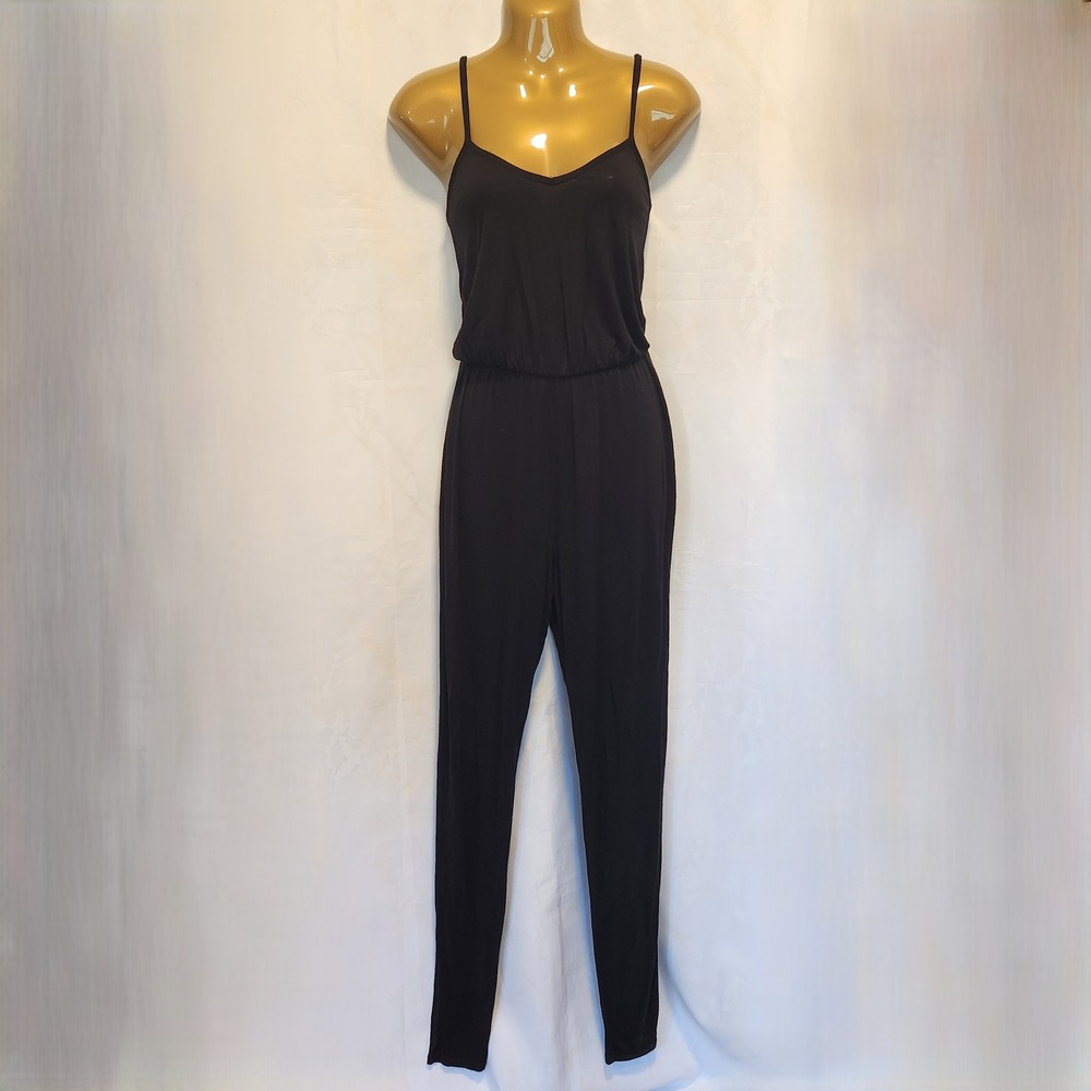 Boohoo Jumpsuit Women's 4 Spaghetti Strap Black V-Neck Lightweigth Casual‎